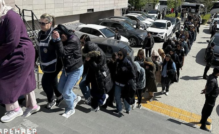 ‘0850’ operasyonu! Yakalananlar adliyeye böyle getirildi