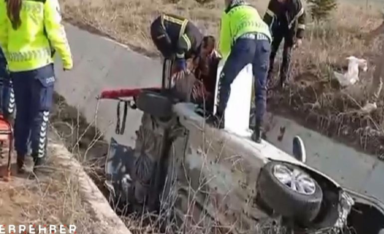 Aksaray’da otomobil sulama kanalına düştü: 4 kişi yaralandı