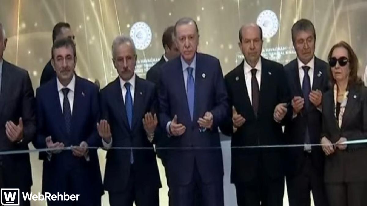 Antalya Havalimanı, yeni terminalleriyle hizmete açıldı