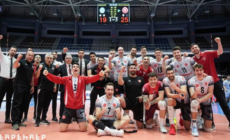 Arkas Spor’u yenen Ziraat Bankkart finale çıktı