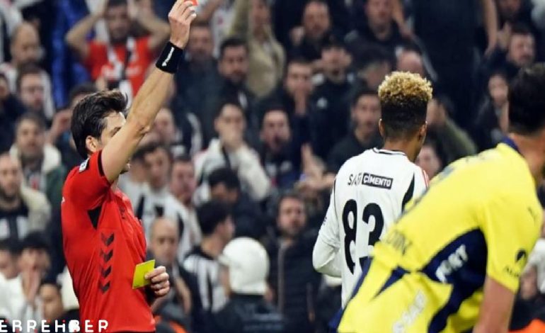 Beşiktaş, Fenerbahçe maçlarında çok kızarıyor: 40 maçta 30 kırmızı kart çıktı