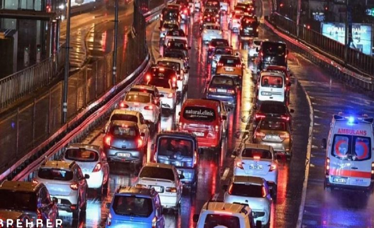 Deprem megakenti boşalttı! Trafik yoğunluğu yüzde 50’nin altına düştü