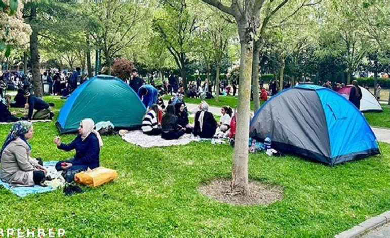 Depremden korkanların Gezi Parkı’na kurduğu çadırlar kaldırıldı