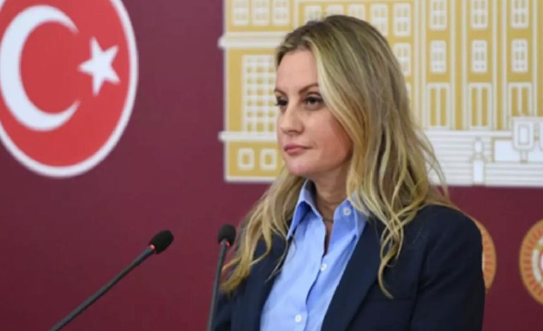 DEVA Partisi İzmir Milletvekili Seda Kaya Ösen partisinden istifa etti