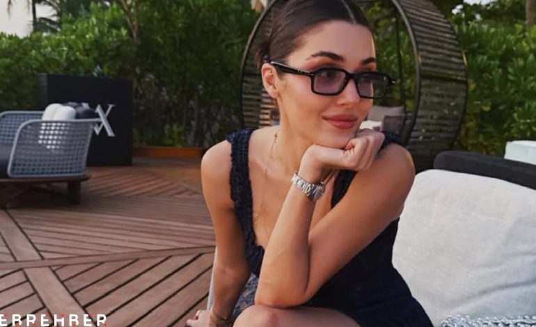 Hande Erçel ve Hakan Sabancı’nın Maldivler tatili