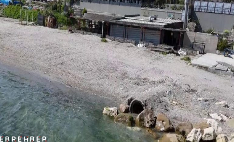 İstanbul Beylikdüzü’nde denize dökülen atık su tedirginlik yaratıyor
