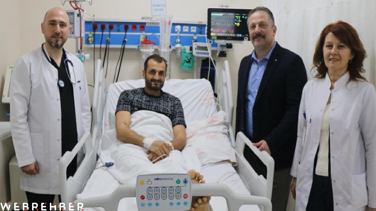 İzmir’de halı sahada kalp kriz geçiren adam 12 gün sonra hastanede uyandı
