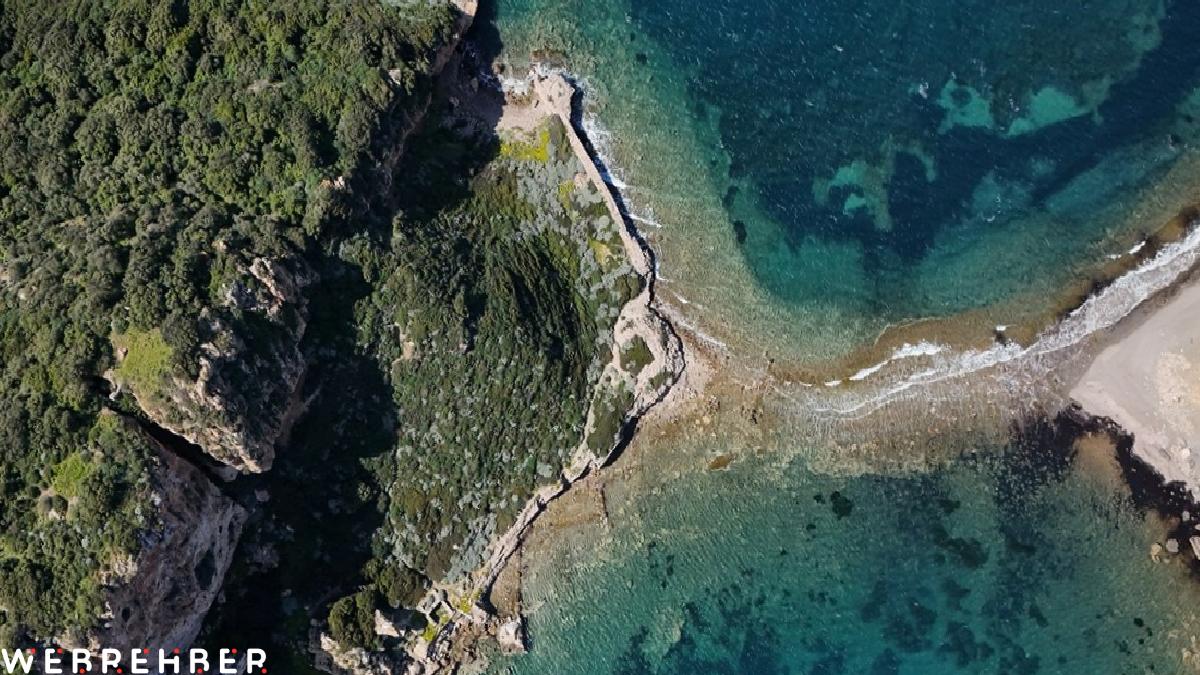 İzmir’deki Çıfıt Adası’na yürünerek ulaşılıyor