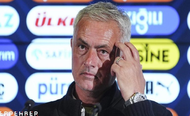Jose Mourinho: Üzgünüm ve sorumluluk hissediyorum