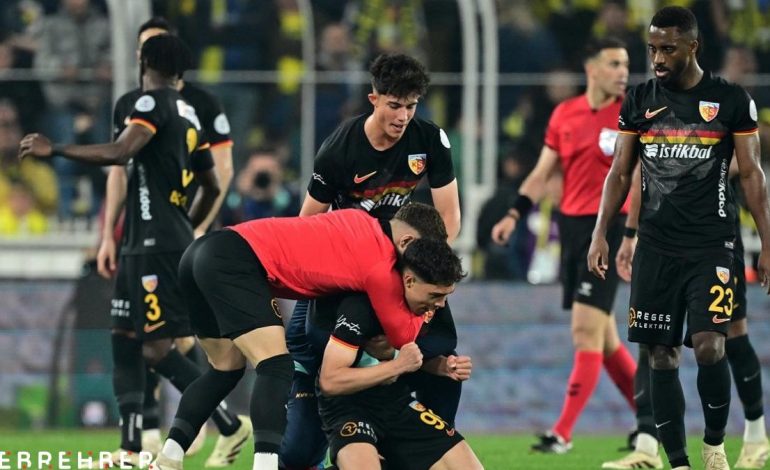 Kayserispor maçtan önceki eleştirilere sahada yanıt verdi