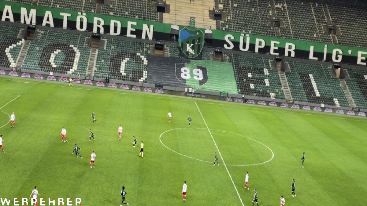 Kocaelispor’un seyircisiz zaferi: Yeni Malatyaspor’u 7 golle yendi