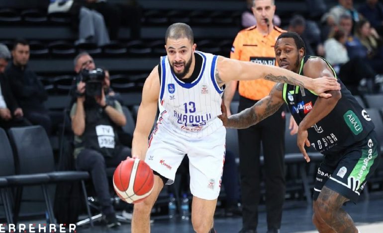 Merkezefendi Belediyesi Basket, Anadolu Efes deplasmanında kazandı