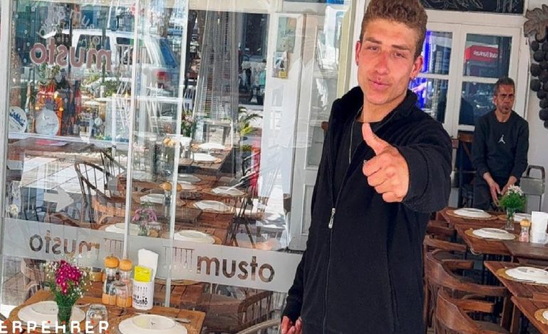 Muğla’da sokakta yaşayan gencin, çöpte bulduğu altınlar hayatını değiştirdi