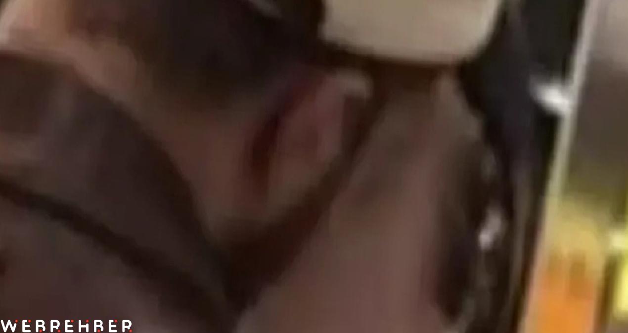 Serenay Sarıkaya ve Mert Demir havalimanında aşka geldi… Yolcular paylaştı