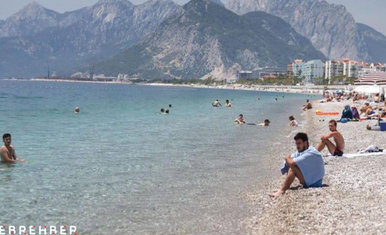 Seyahate çıkanlar en çok arkadaş ve akraba evinde kaldı