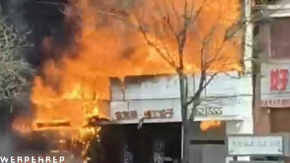 SON DAKİKA! Çin’de restoran yangını: 22 ölü