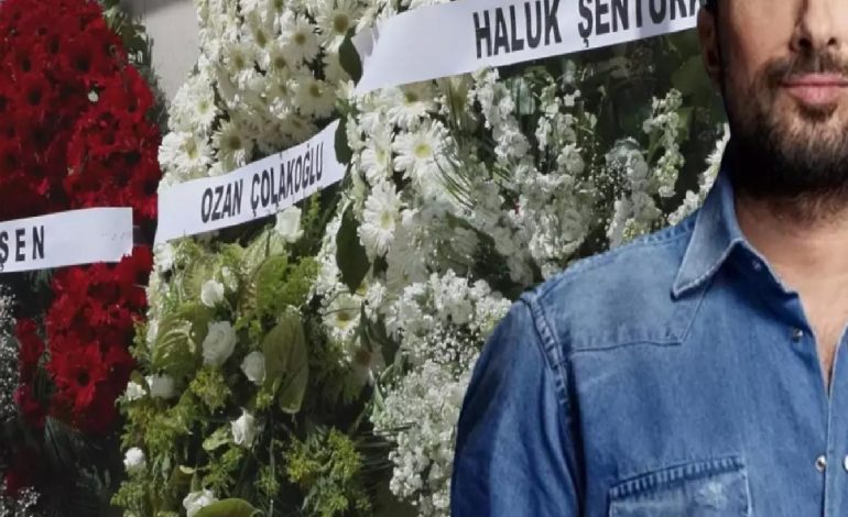 Tarkan’a büyük vefasızlık! En iyi dostları sadece çelenk gönderdi