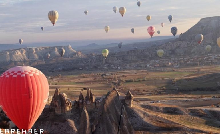 Türkiye genelinde bir yılda 933 bin 195 turist balonla uçtu! Uçuş rekoru