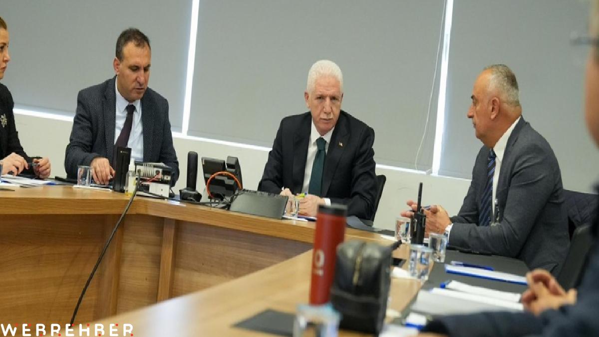 Vali Davut Gül’den deprem sonrası kriz merkezlerine inceleme