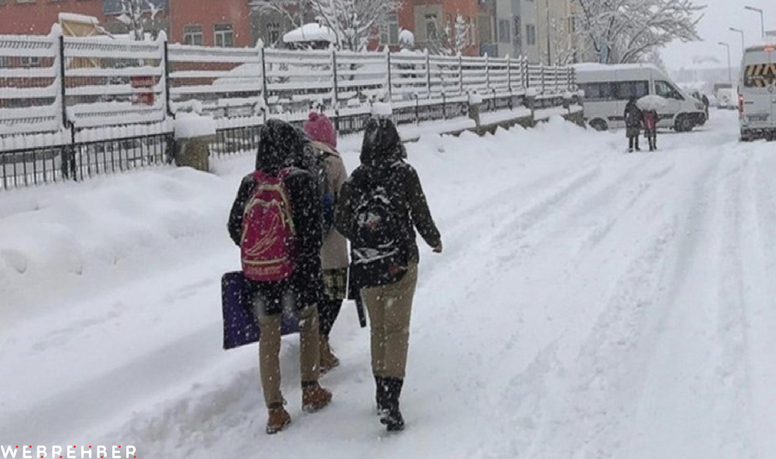 Yarın okullar tatil mi? 14 Nisan Pazartesi günü hangi illerde okullar tatil edildi?