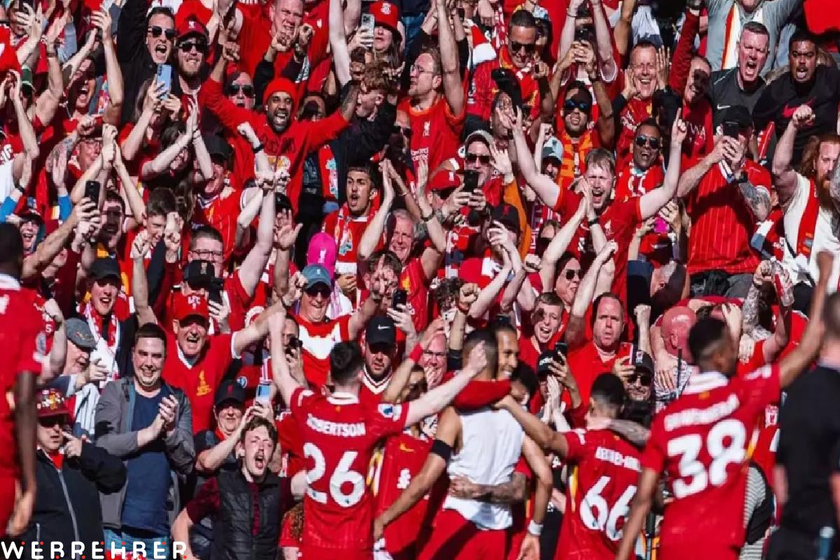 Zirvede kupalar eşitlendi! İngiltere Premier Lig’de şampiyon Liverpool oldu