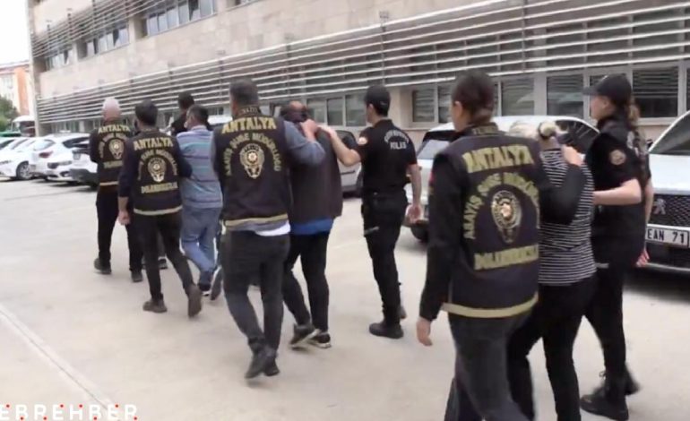 17 ilde 17 ayrı dolandırıcılık şebekesine yönelik operasyon
