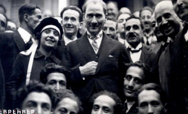 19 Mayıs Atatürk’ü Anma, Gençlik ve Spor Bayramı mesajları… Atatürk’ün gençlerle ilgili söylediği sözler
