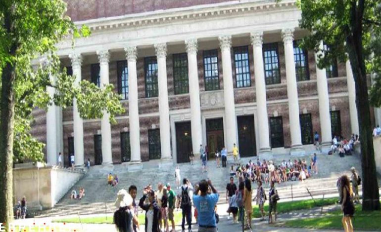 ABD’de üniversite mezunlarının borçları artıyor