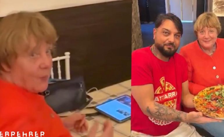 Angela Merkel, İtalya’da pizza yedi