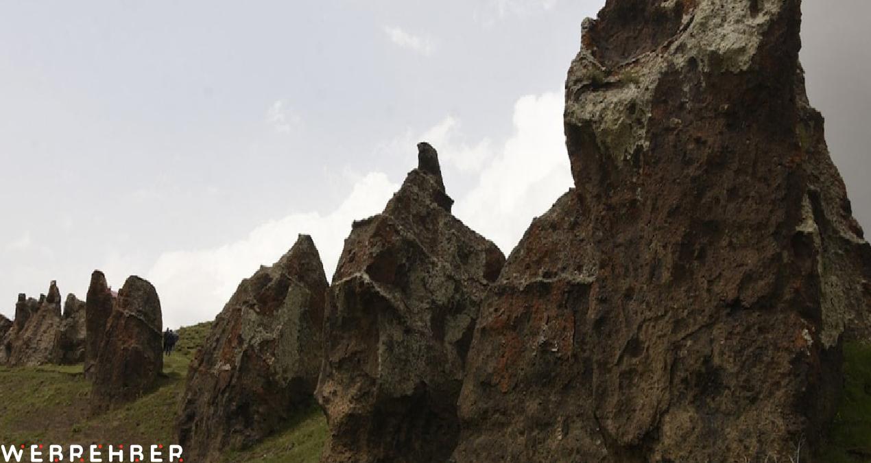 Bitlis’in gizli hazinesi koruma altında: Peki bu kayaların sırrı ne?