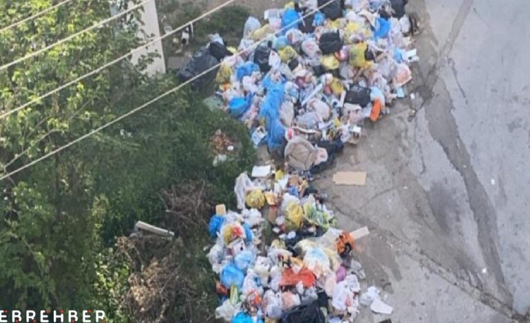 CHP’li belediyelerde çöp sorunu bitmiyor