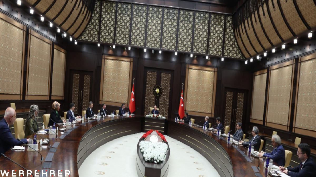 Cumhurbaşkanı Erdoğan, Cumhurbaşkanlığı Politika Kurullarının başkanvekillerini kabul etti