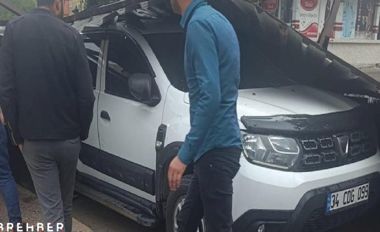 Diyarbakır ve Batman’da fırtına etkili oldu