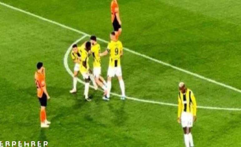 Dusan Tadic ve Anderson Talisca arasında gerginlik!
