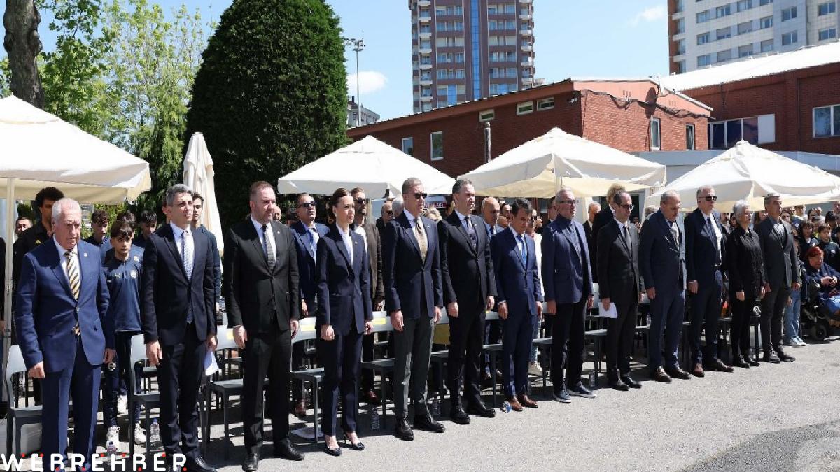 Fenerbahçe, 118. yılını ve Atatürk’ün kulübü ziyaretini törenle kutladı