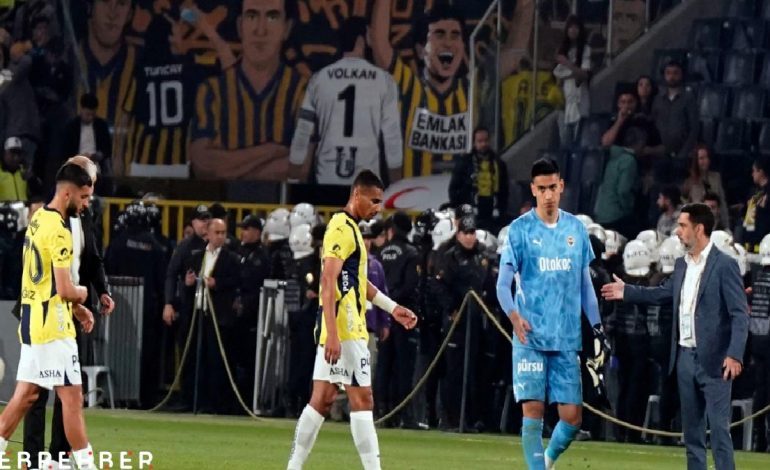 Fenerbahçe sahasında 10 puan kaybetti