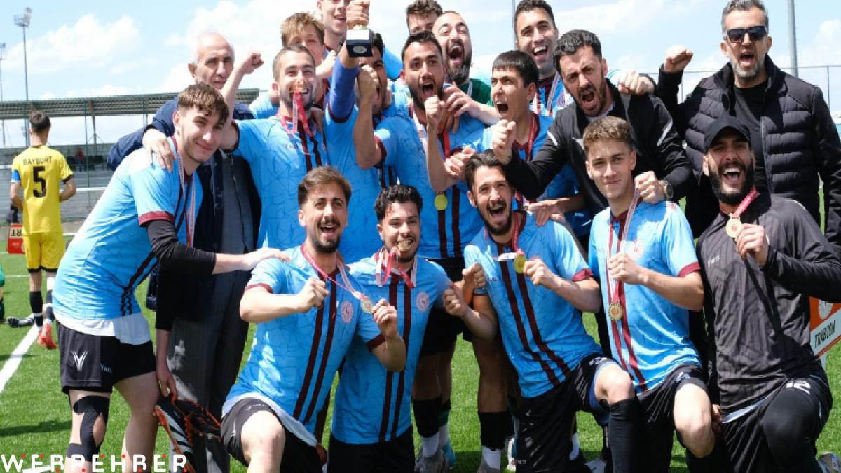 Gençlerin turnuvasında Trabzon şampiyon oldu