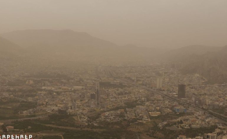 Irak’ı kum fırtınası vurdu: 4 ölü, 3 yaralı