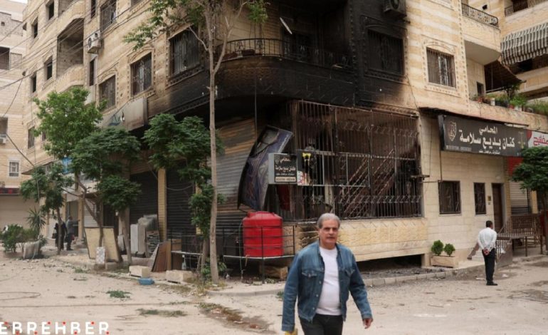 İsrail, Suriye Devlet Başkanlığı Sarayı’nın yakınını vurdu