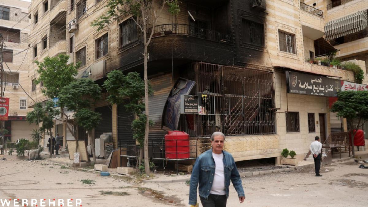 İsrail, Suriye Devlet Başkanlığı Sarayı’nın yakınını vurdu