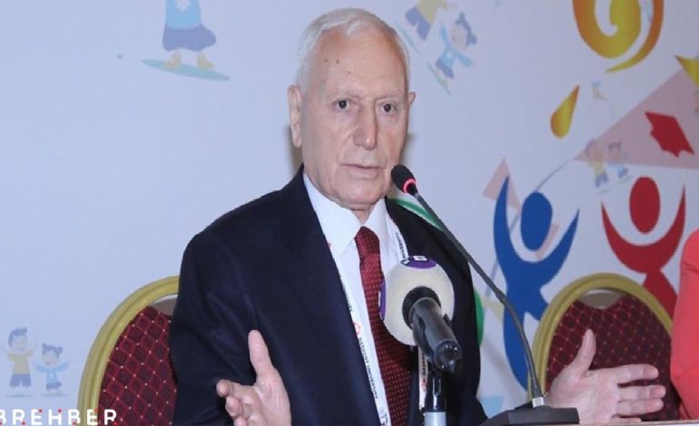 Mehmet Haberal: ‘Çocuklarımızı ne kadar sağlıklı yetiştirirsek o kadar başarılı oluruz’