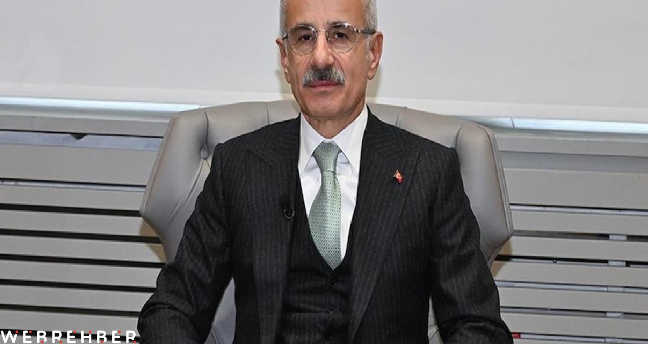 Müdürken uğraştı, bakan oldu uzattı