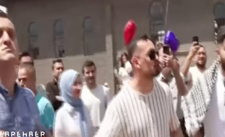 PKK kendisini feshetti: Diyarbakır’da halaylar çekildi