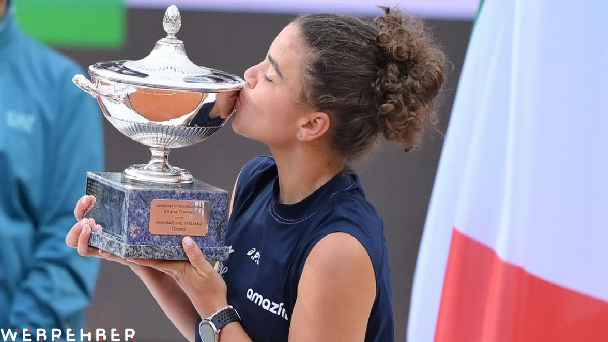 Roma Açık Tenis Turnuvası’nda tek kadınlarda Jasmine Paolini şampiyon oldu