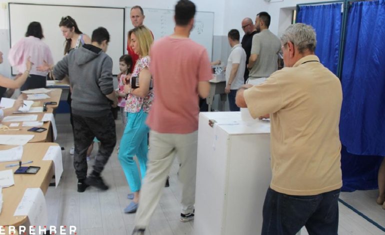Romanya, yeni cumhurbaşkanını seçiyor