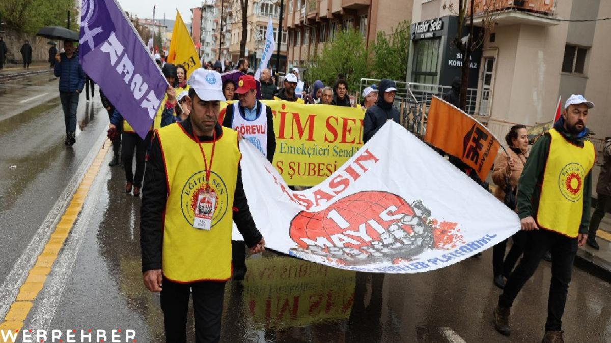 Sivas’ta 1 Mayıs kutlamalarında ‘bölücü slogan’ gerginliği