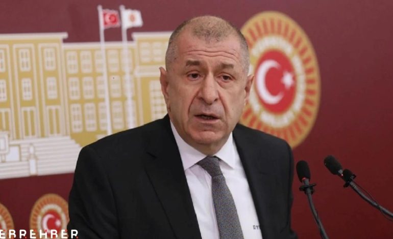 Ümit Özdağ hastaneye kaldırıldı